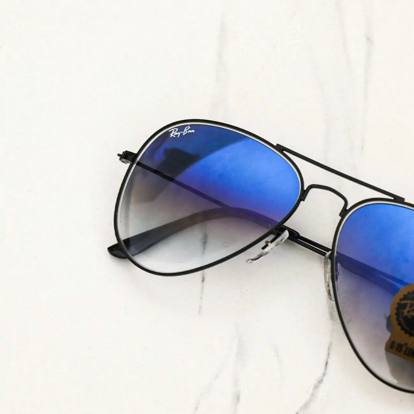 RAY-BAN Blue Shade & Black 3026 Aviator Causal Latest Sunglass For Unisex.