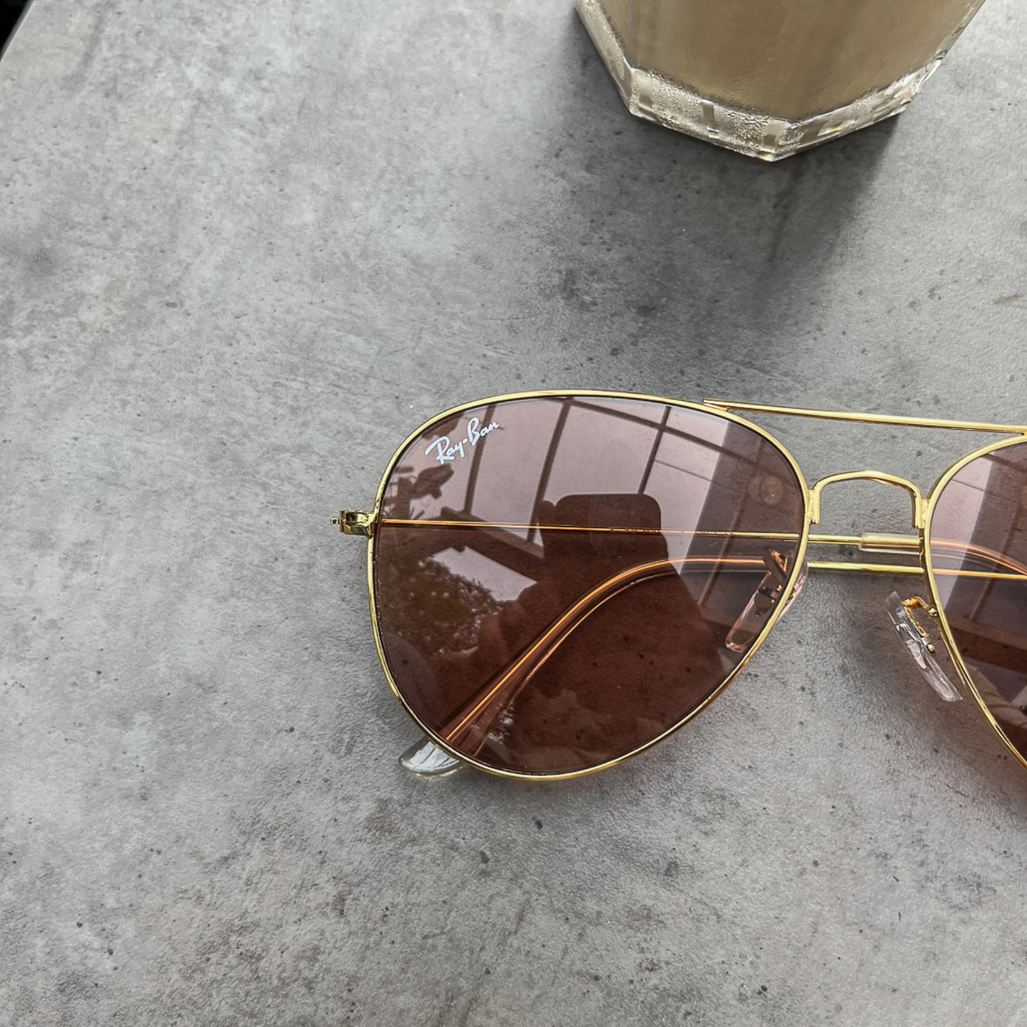 RAY-BAN Brown & Gold 3026 Aviator Causal Latest Sunglass For Unisex.