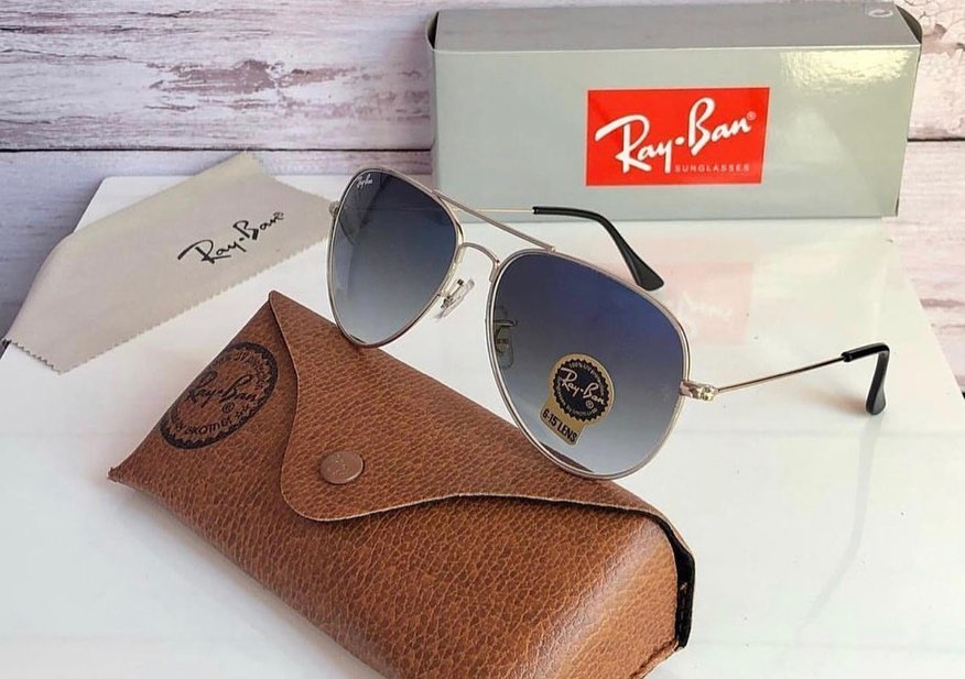 RAY-BAN Blue Shade & Silver 3026 Aviator Trendy Hot Favourite Wintage Sunglass For Unisex.