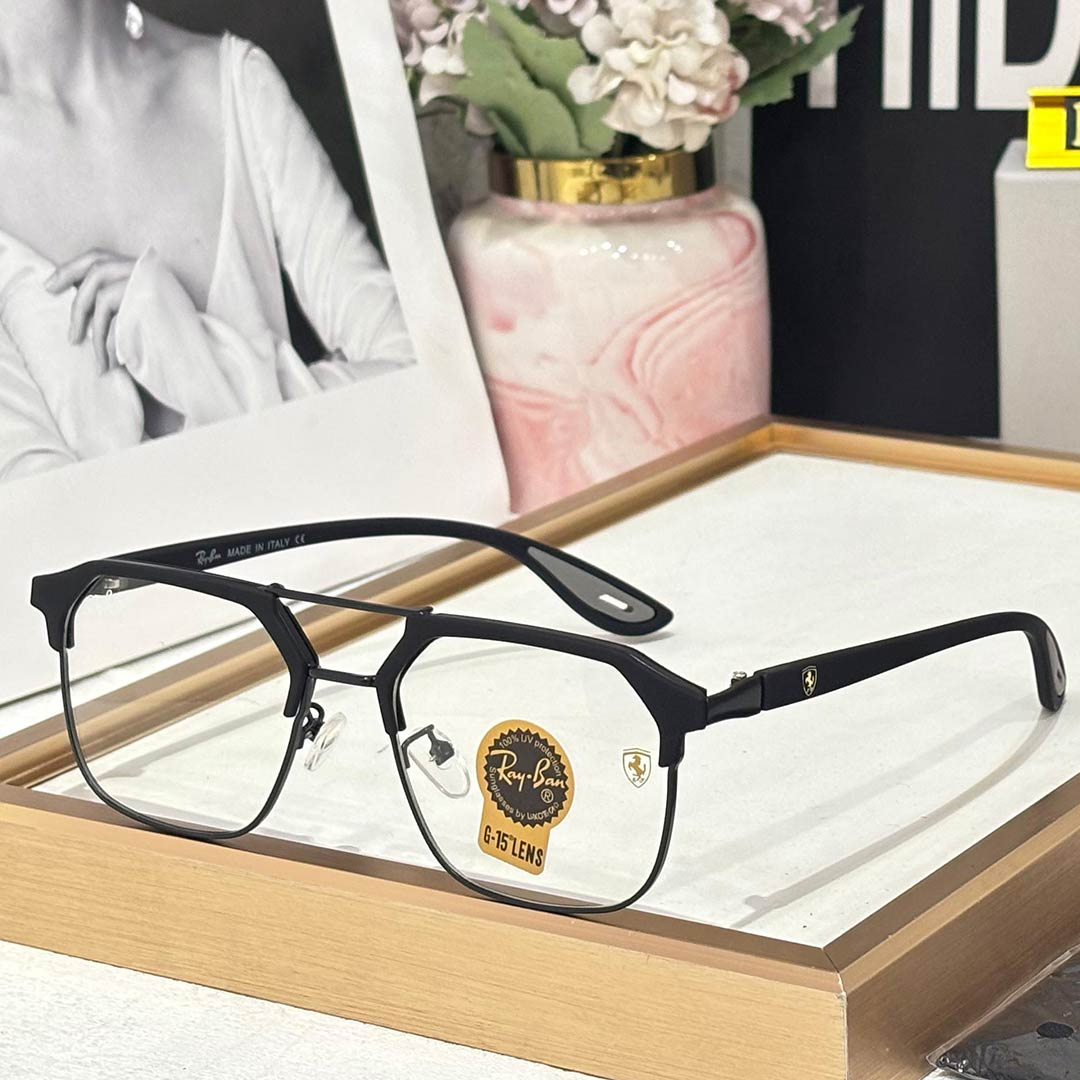 Ray Ban Grey Clear Eyewear For Daily Causal Evergreen UV Protected For Unisex.